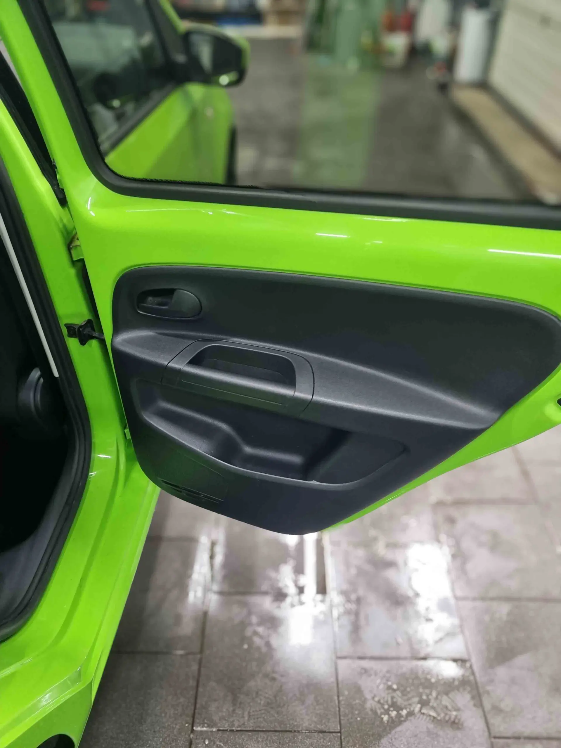 Auto v detailing studiu