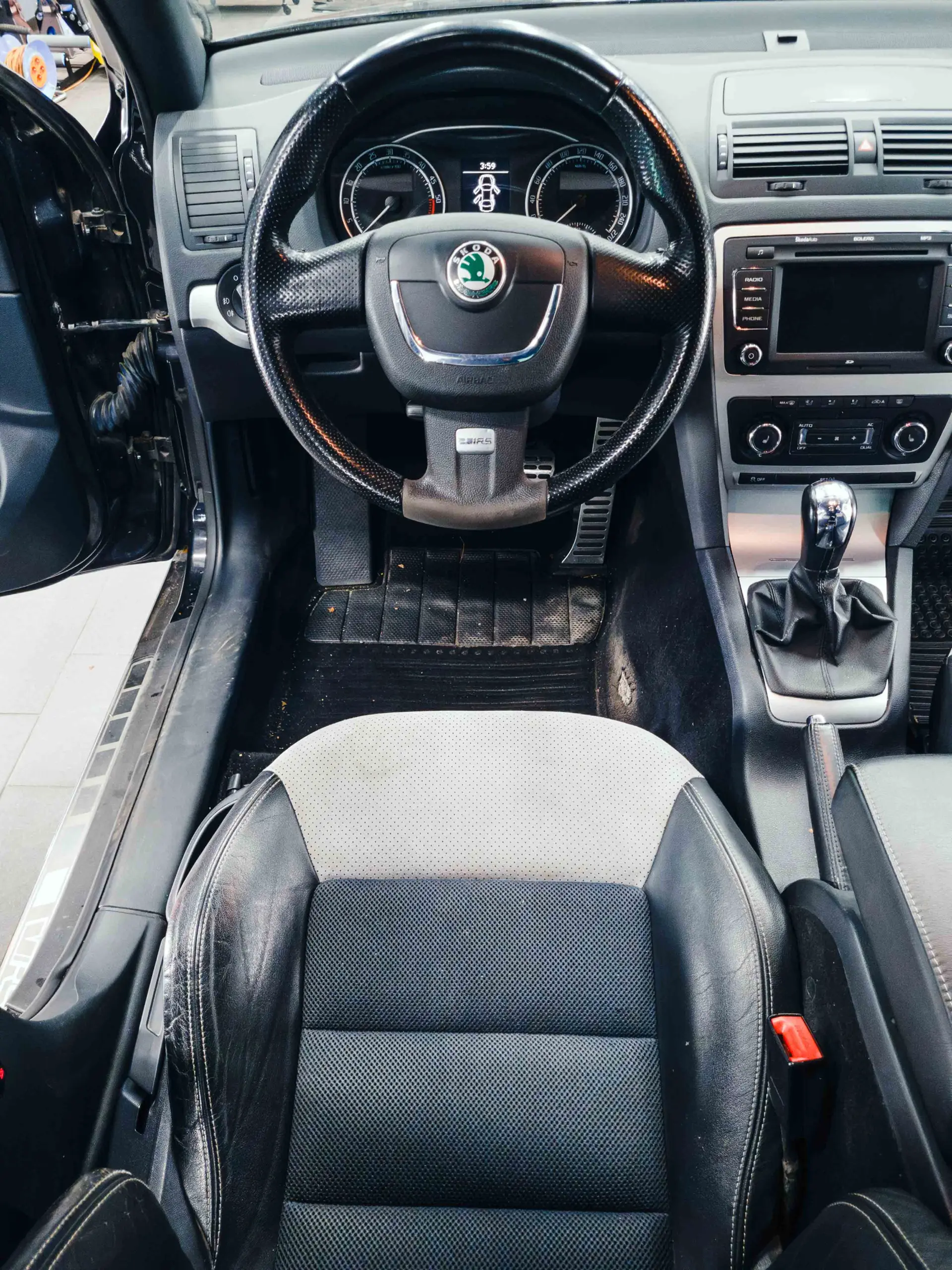 Auto v detailing studiu