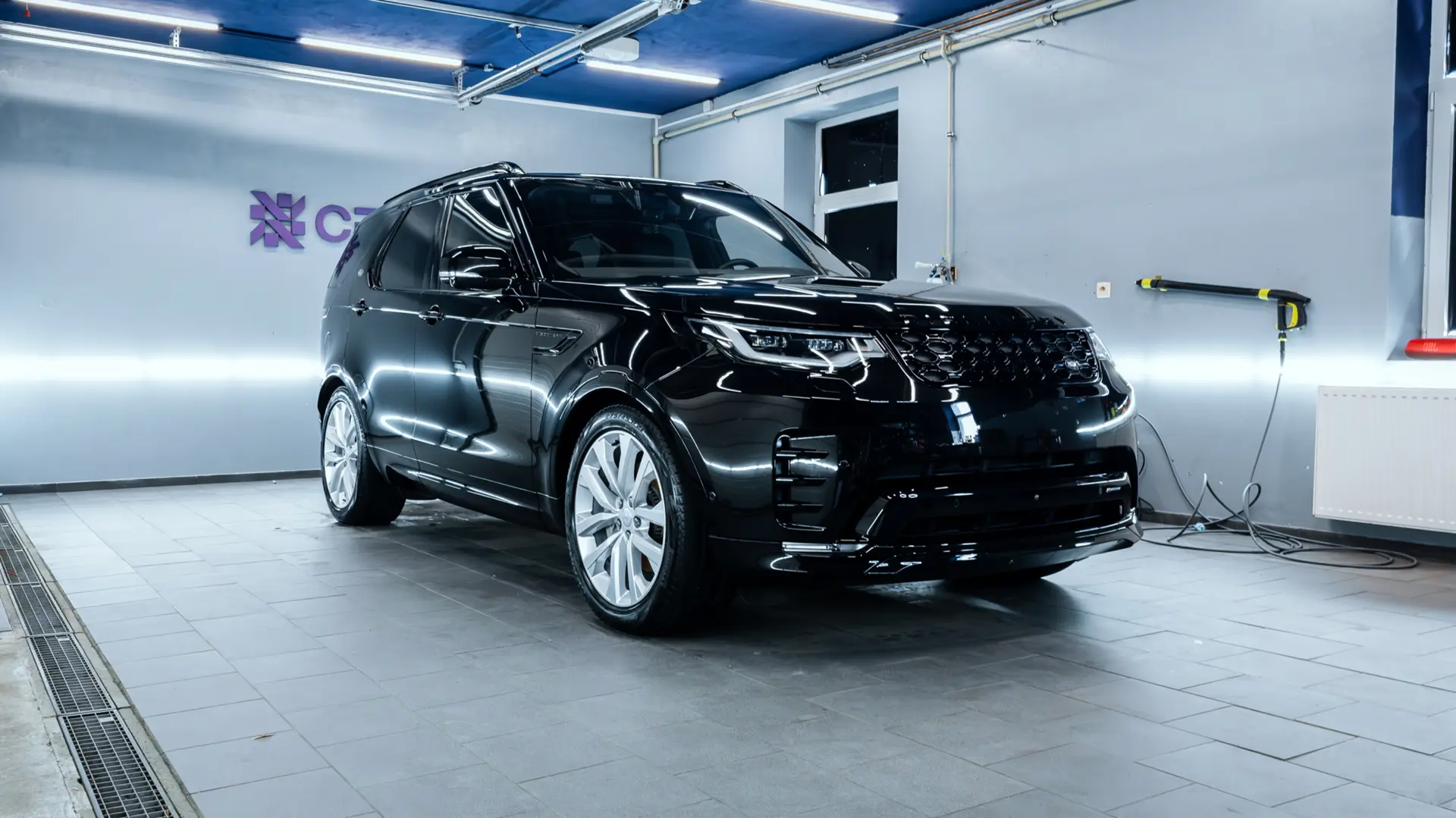 Náhled ukázky Land Rover Discovery