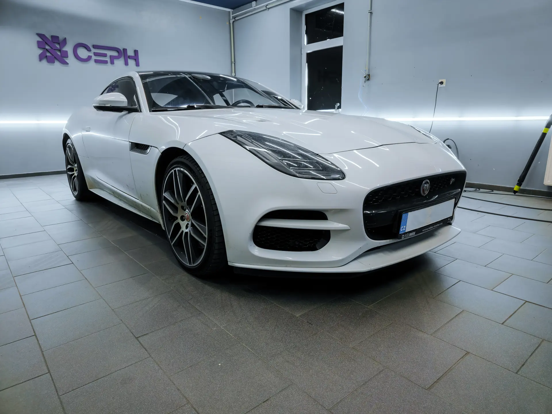 Auto v detailing studiu