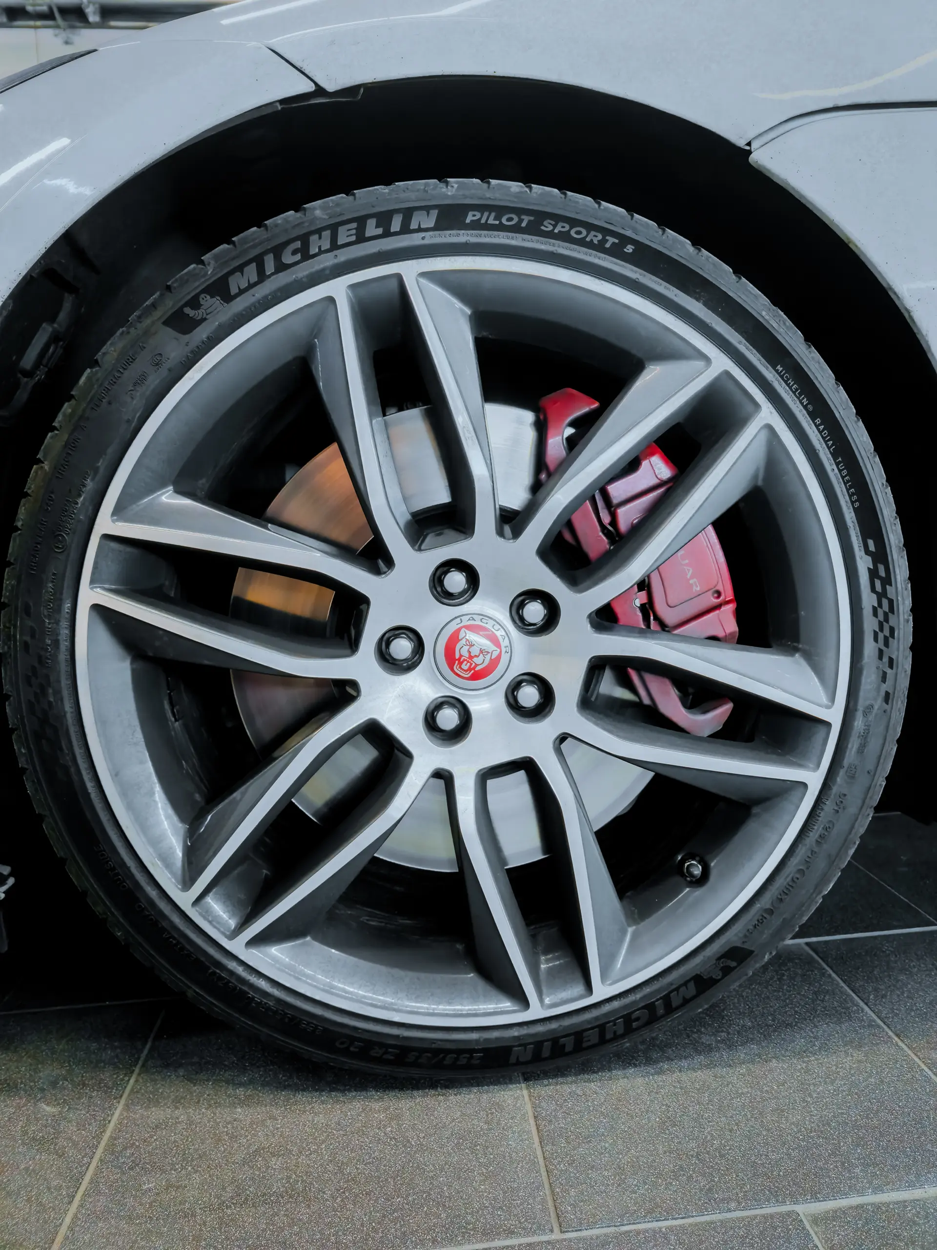 Auto v detailing studiu