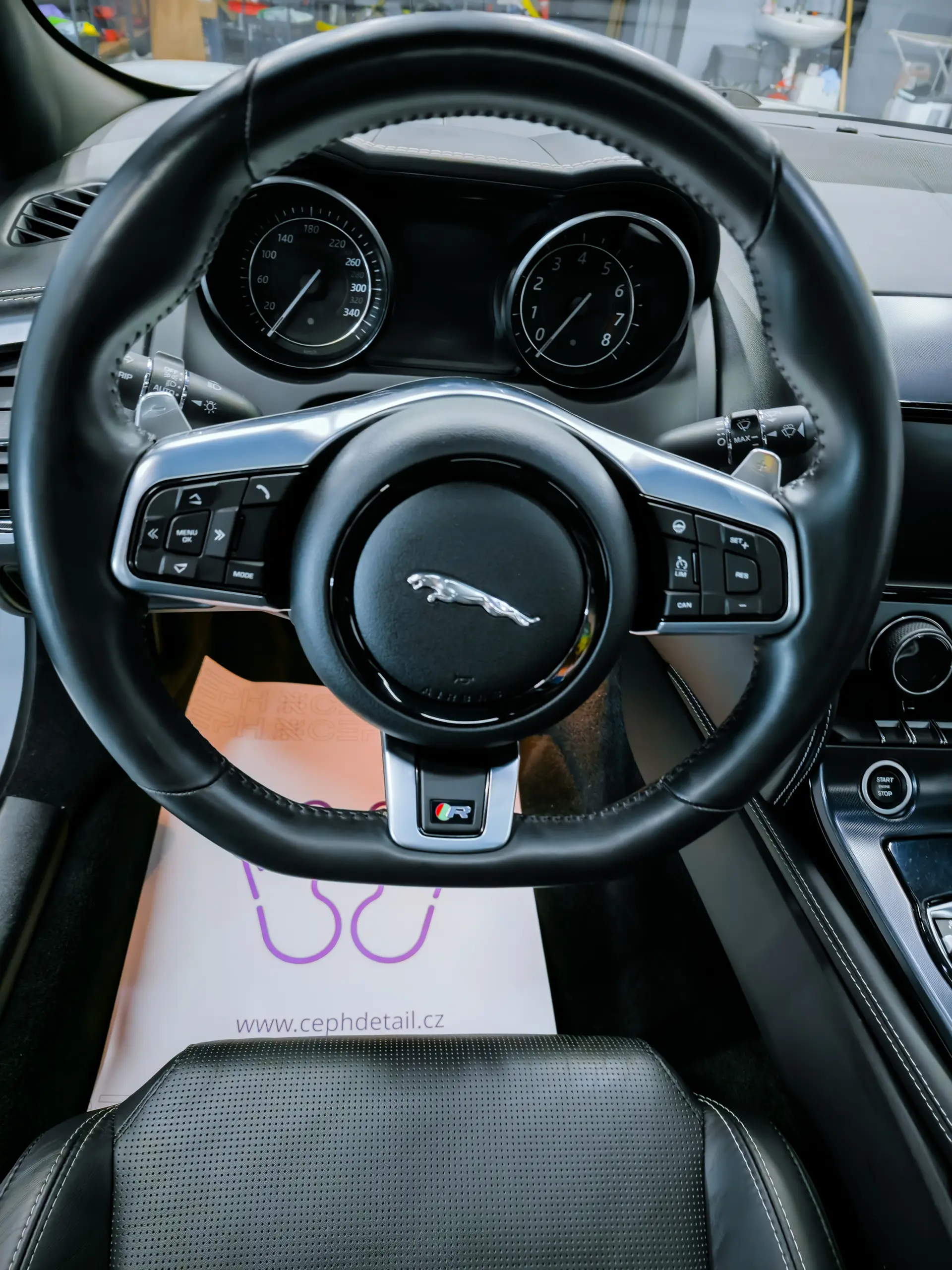 Auto v detailing studiu