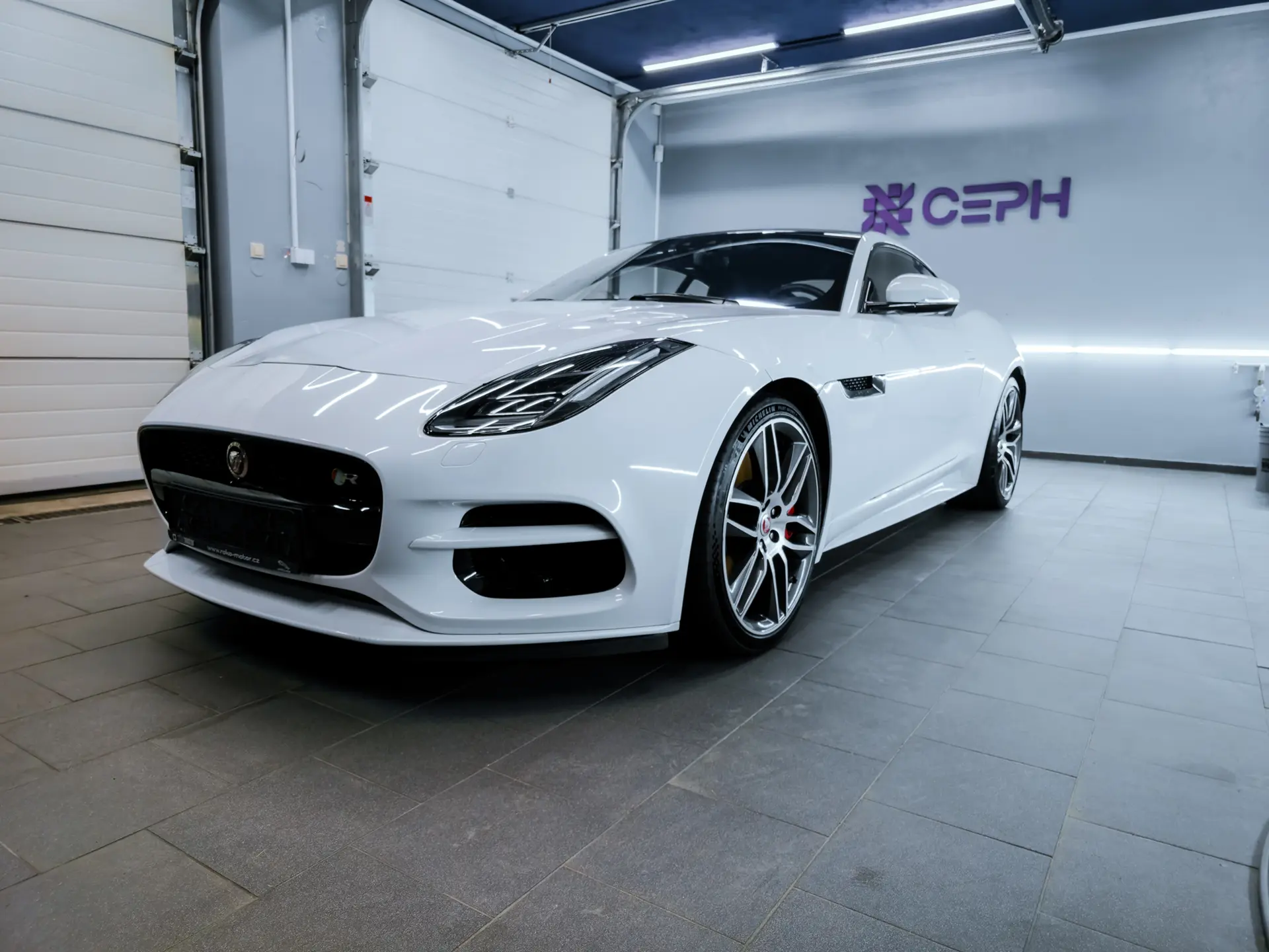 Auto v detailing studiu