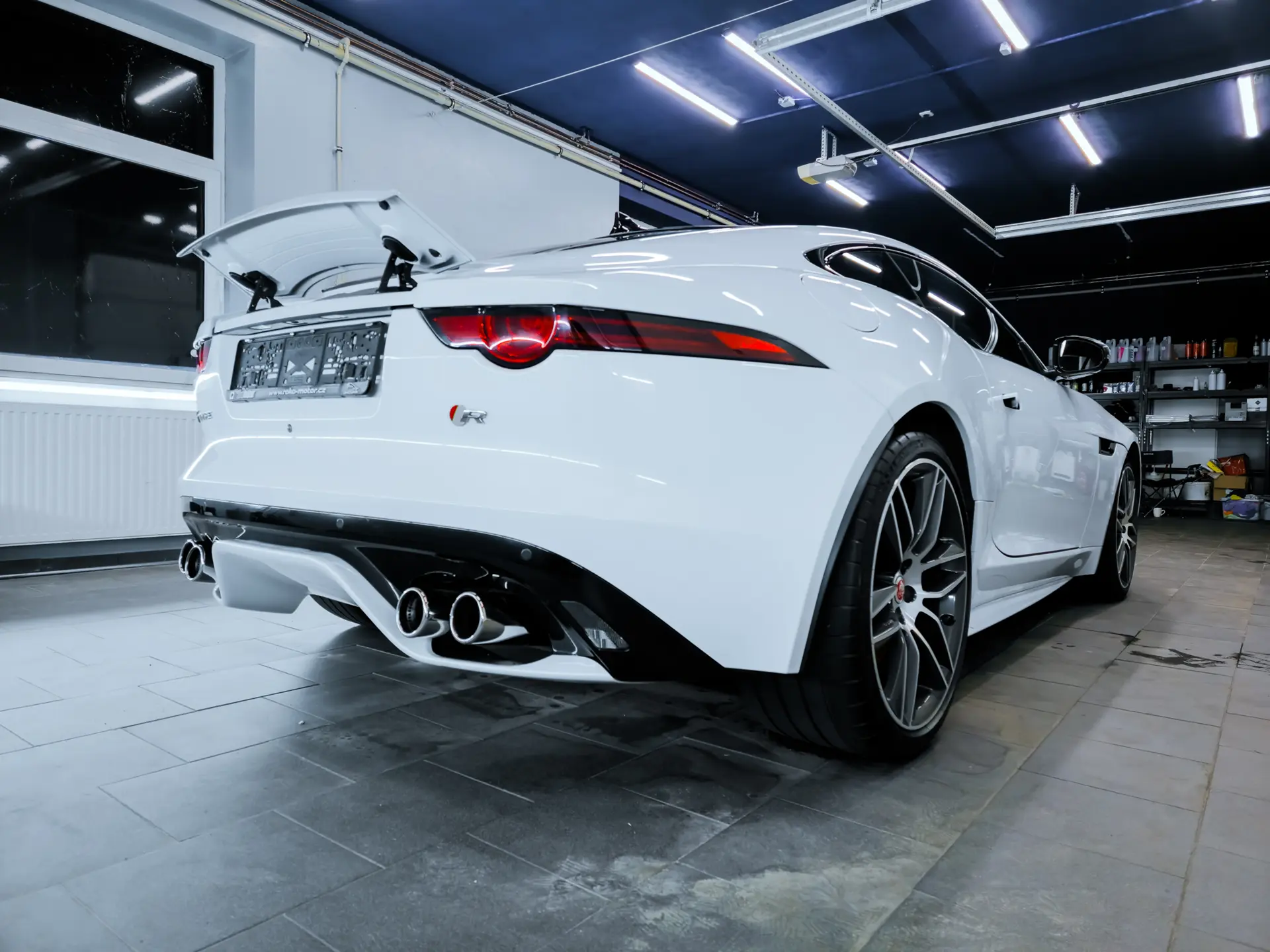 Auto v detailing studiu