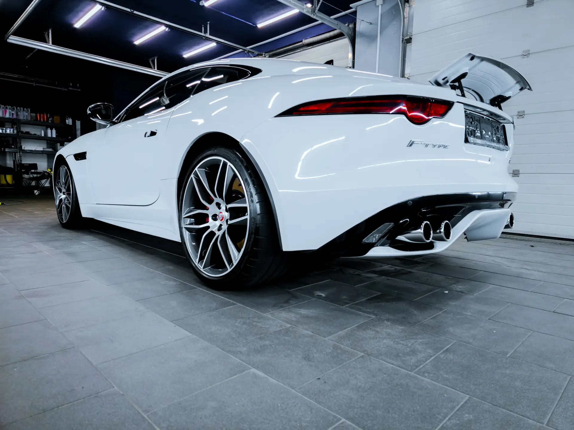 Auto v detailing studiu