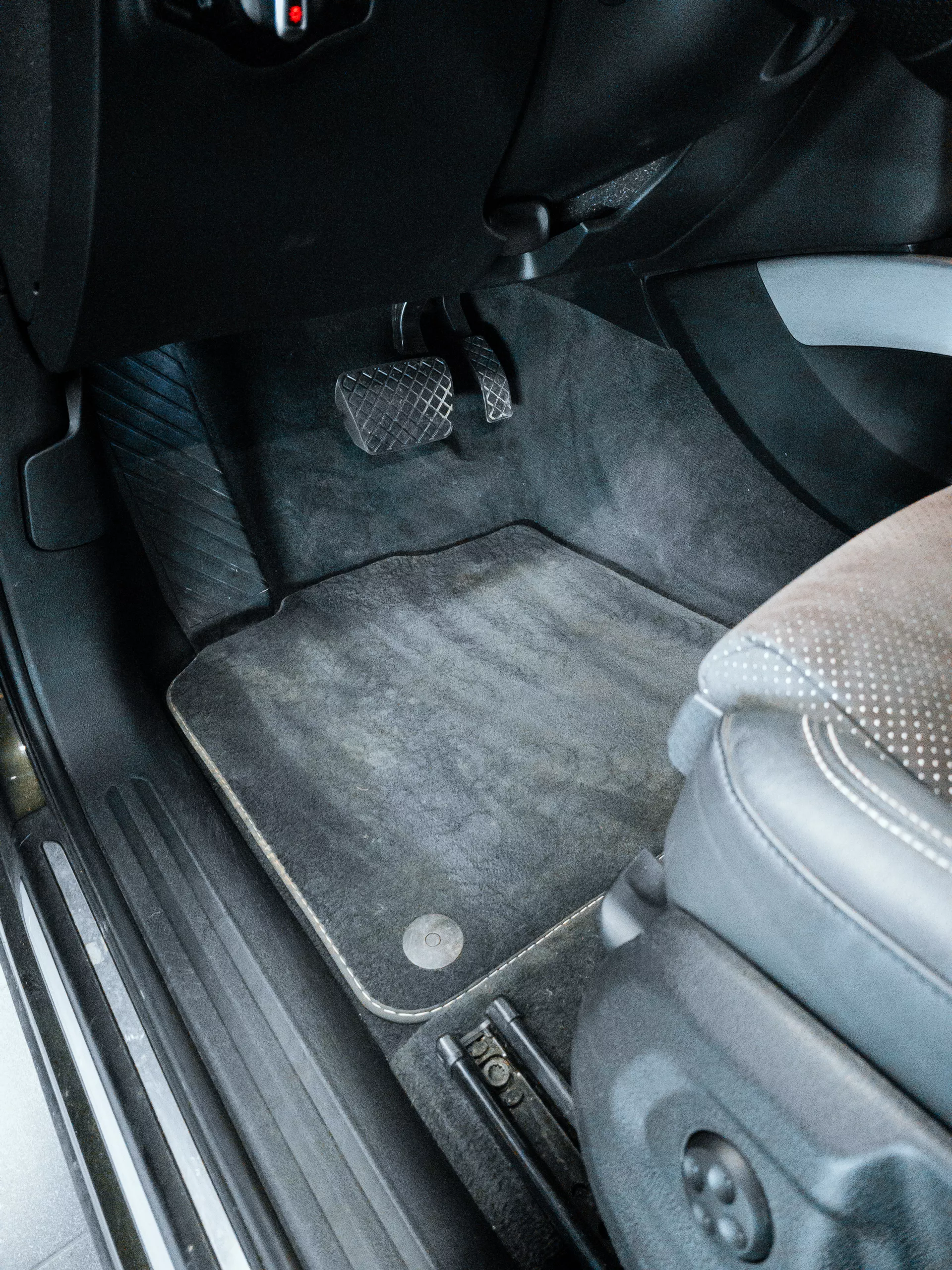 Auto v detailing studiu