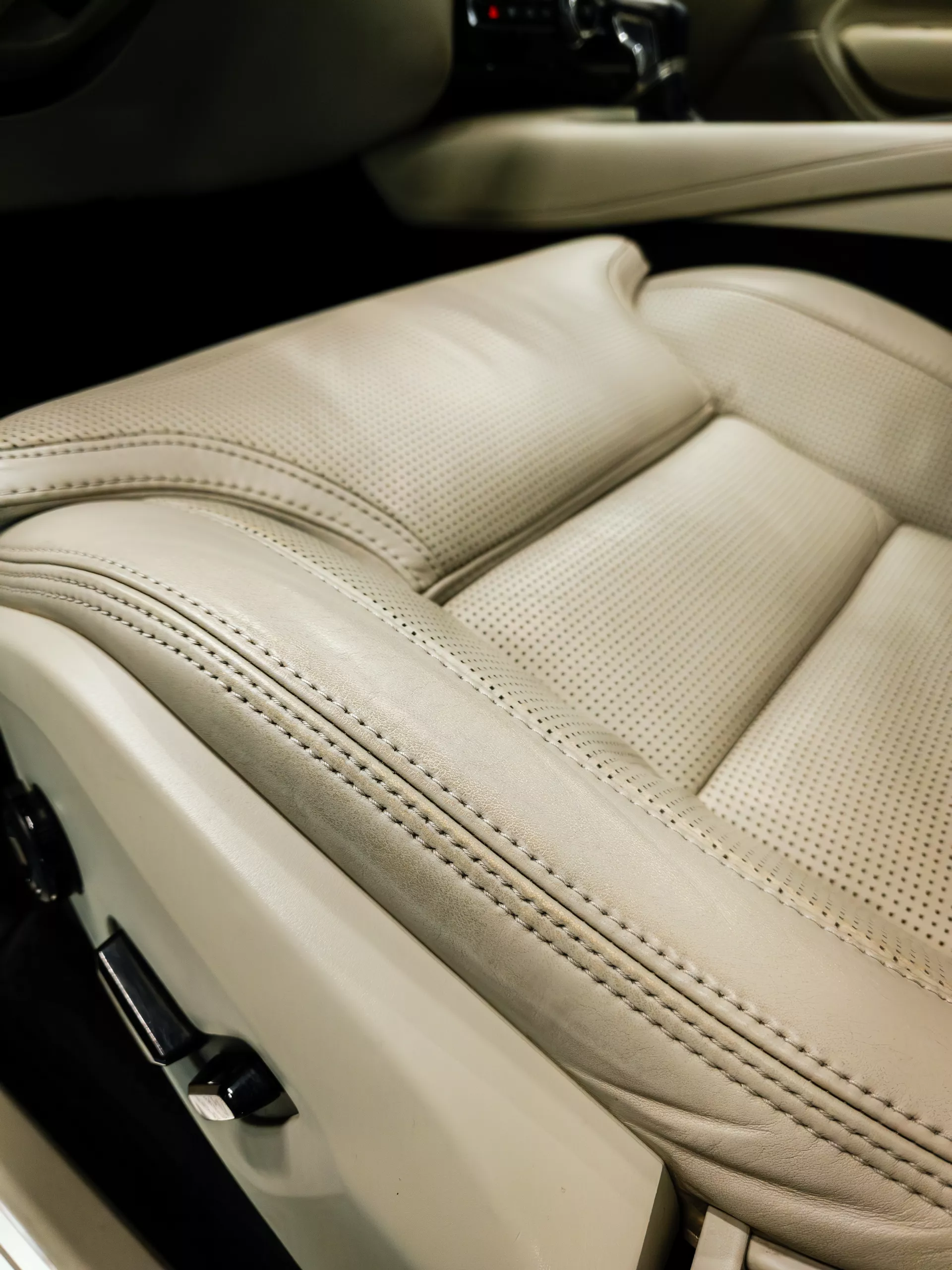 Auto v detailing studiu