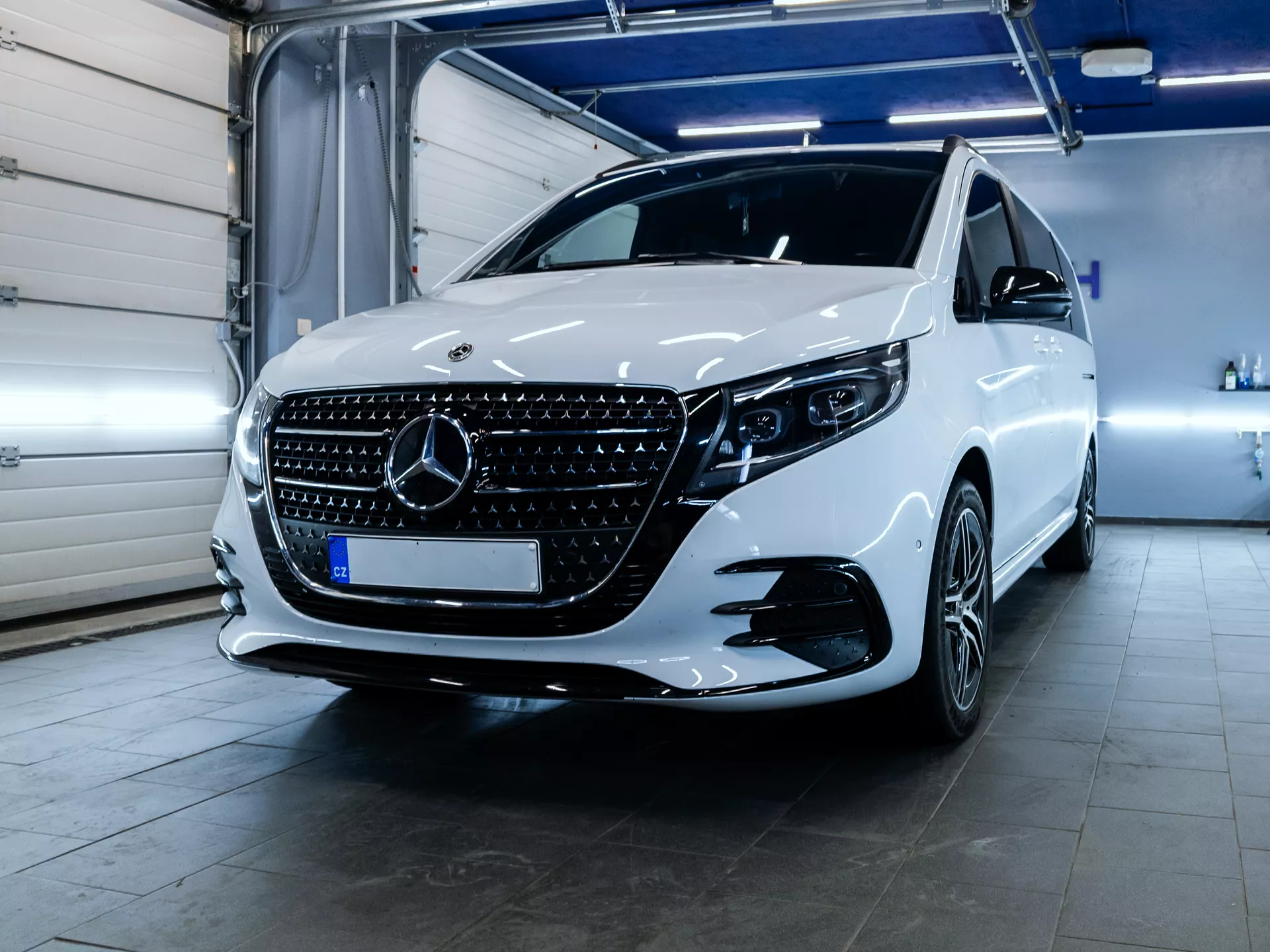 Mercedes V-Class