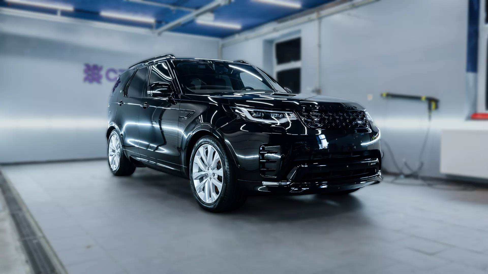 Auto s keramickou ochranou - interaktivní mapa povrchů